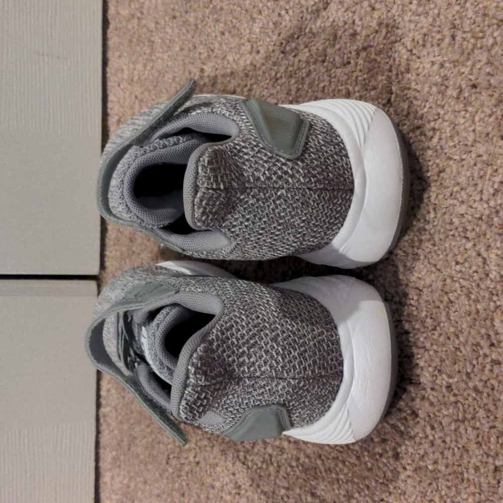 Adidas Cloudfoam Grey Sneakers Youth 3 - Picture 2 of 6